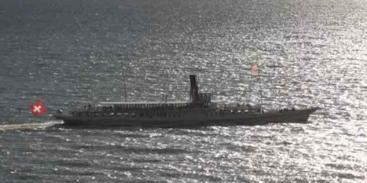 Tour du lac en limousine  ou en car